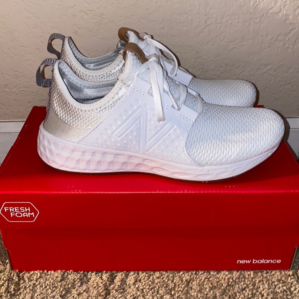 New Balance Women’s Size 8 Fresh Foam Sneakers Never Been Worn